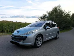 Silber Gebraucht 2008 Peugeot 207 Kombi | 2.550 € (Fairer Preis)