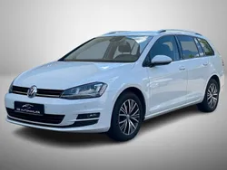 Weiß Gebraucht 2016 VW Golf VII Allstar Kombi | 8.100 € (Guter Preis)