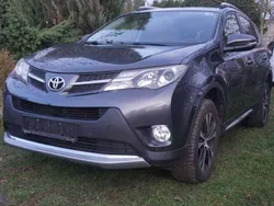 Silber Gebraucht 2015 Toyota RAV4 Comfort SUV | 10.300 € (Fairer Preis)
