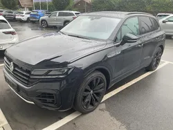 Deep black perleffekt Gebraucht 2020 VW Touareg R-line SUV | 49.495 € (Etwas zu teuer)