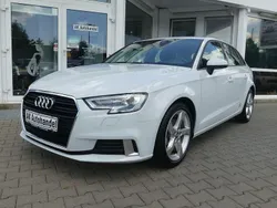 Weiß Gebraucht 2018 Audi A3 Sportback Sport Limousine | 16.890 € (Guter Preis)