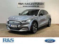 Blau Gebraucht 2022 Ford Mustang Mach-E SUV | 39.880 € (Guter Preis)