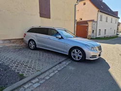 Silber Gebraucht 2011 Mercedes E250 Kombi | 12.990 € (Teuer)