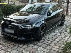 Schwarz Gebraucht 2017 Audi RS3 Sport Kleinwagen | 46.000 € (Etwas zu teuer)