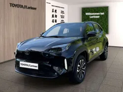 Black mica / ink Neu 2025 Toyota Yaris Cross SUV | 31.490 €