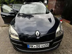 Blau Gebraucht 2010 Renault Mégane GrandTour Kombi | 3.000 € (Fairer Preis)