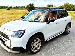 Weiß Gebraucht 2024 Mini Cooper Countryman SUV | 39.999 € (Etwas zu teuer)
