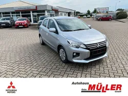 Silber Neu 2024 Mitsubishi Space Star Select Limousine | 14.980 €