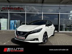 Weiß Gebraucht 2021 Nissan Leaf N-Connecta Kleinwagen | 14.299 € (Etwas zu teuer)
