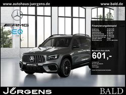 Grau metalliclack mountaingrau Gebraucht 2025 Mercedes GLB35 AMG SUV | 62.880 €