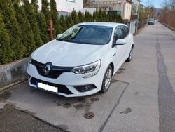 Weiß Gebraucht 2018 Renault Mégane IV Play Limousine | 9.500 € (Guter Preis)