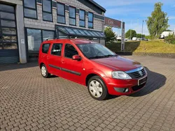 Rot Gebraucht 2010 Dacia Logan Lauréate Limousine | 1.750 € (Fairer Preis)