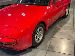 Rot Gebraucht 1984 Porsche 944 Coupé | 11.990 €