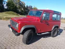 Rot Gebraucht 2012 Land Rover Defender SUV | 29.550 €