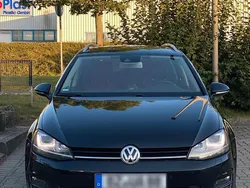 Schwarz Gebraucht 2016 VW Golf VII Kombi | 13.200 € (Etwas zu teuer)