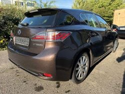 Braun Gebraucht 2012 Lexus CT200h Limousine | 6.999 € (Guter Preis)