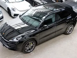 Schwarz Gebraucht 2022 Porsche Cayenne Platinum Edition SUV | 77.990 €