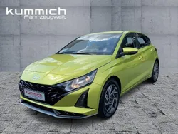 Grün Neu 2025 Hyundai i20 Trend Limousine | 21.590 € (Fairer Preis)