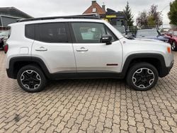 Grau Gebraucht 2015 Jeep Renegade Trailhawk SUV | 7.500 € (Guter Preis)