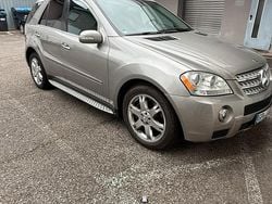 Beige Gebraucht 2008 Mercedes ML55 AMG SUV | 14.800 €