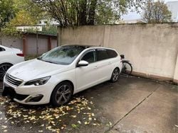 Weiß Gebraucht 2015 Peugeot 308 SW Allure Kombi | 9.700 € (Fairer Preis)
