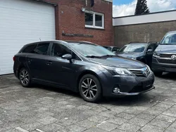 Grau Gebraucht 2014 Toyota Avensis Edition Kombi | 6.350 € (Guter Preis)