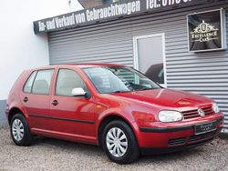 Rot Gebraucht 1998 VW Golf Limousine | 2.000 € (Etwas zu teuer)