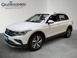 Weiß Gebraucht 2021 VW Tiguan Elegance SUV | 30.960 € (Fairer Preis)
