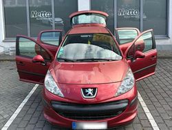 Rot Gebraucht 2006 Peugeot 207 Kleinwagen | 899 €