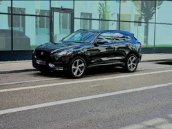 Schwarz Gebraucht 2017 Jaguar F-Pace R-Sport SUV | 29.300 € (Fairer Preis)