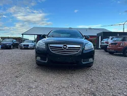 Schwarz Gebraucht 2010 Opel Insignia Selection Limousine | 5.999 € (Fairer Preis)