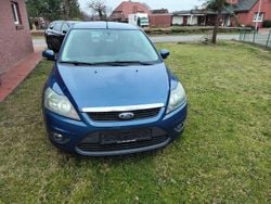 Blau Gebraucht 2008 Ford Focus Ambiente Limousine | 1.600 € (Guter Preis)