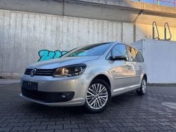 Silber Gebraucht 2014 VW Touran Cup Van / Kleinbus | 6.400 € (Fairer Preis)