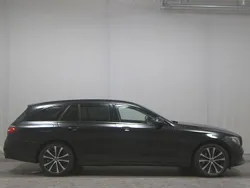 Schwarz Gebraucht 2019 Mercedes E300 Night Kombi | 20.480 € (Fairer Preis)