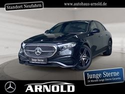 Schwarz Gebraucht 2023 Mercedes E200 AMG line Limousine | 44.800 € (Guter Preis)