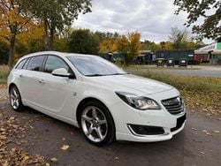 Weiß Gebraucht 2014 Opel Insignia OPC Kombi | 7.300 € (Guter Preis)