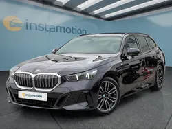 Schwarz Gebraucht 2024 BMW 520 Kombi | 52.899 € (Guter Preis)