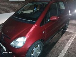 Rot Gebraucht 2001 Mercedes A140 Limousine | 2.500 €