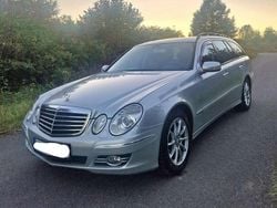 Grau Gebraucht 2008 Mercedes E280 Avantgarde Kombi | 5.500 € (Fairer Preis)