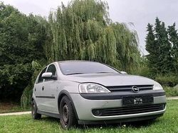 Silber Gebraucht 2002 Opel Corsa Elegance Kleinwagen | 1.750 € (Etwas zu teuer)