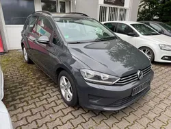 Grau Gebraucht 2014 VW Golf Sportsvan Comfortline Van / Kleinbus | 8.900 € (Etwas zu teuer)