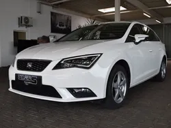 Weiß Gebraucht 2015 Seat Leon ST Style Kombi | 15.290 € (Teuer)