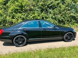 Schwarz Gebraucht 2006 Mercedes S500 Limousine | 13.500 €