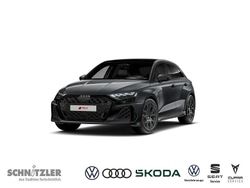 Grau Neu 2025 Audi RS3 Sportback Ambiente Kleinwagen | 67.980 € (Guter Preis)
