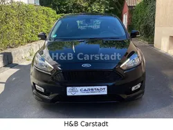 Schwarz Gebraucht 2016 Ford Focus ST-Line Kombi | 3.990 € (Fairer Preis)