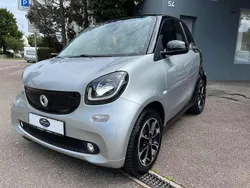 Grau/schwarz Gebraucht 2016 Smart ForTwo Coupé Basis Kleinwagen | 12.499 € (Fairer Preis)