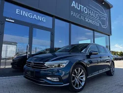Aquamarinblau metallic Gebraucht 2021 VW Passat Elegance Kombi | 25.950 € (Fairer Preis)
