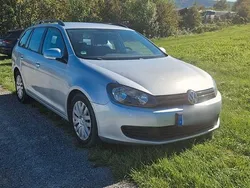 Silber Gebraucht 2011 VW Golf VI Style Kombi | 4.499 € (Fairer Preis)