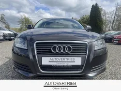 Grau Gebraucht 2010 Audi A3 Sportback Attraction Limousine | 6.990 € (Guter Preis)
