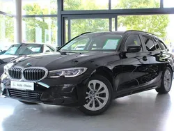 Schwarz Gebraucht 2021 BMW 318 Advantage Limousine | 25.700 € (Fairer Preis)